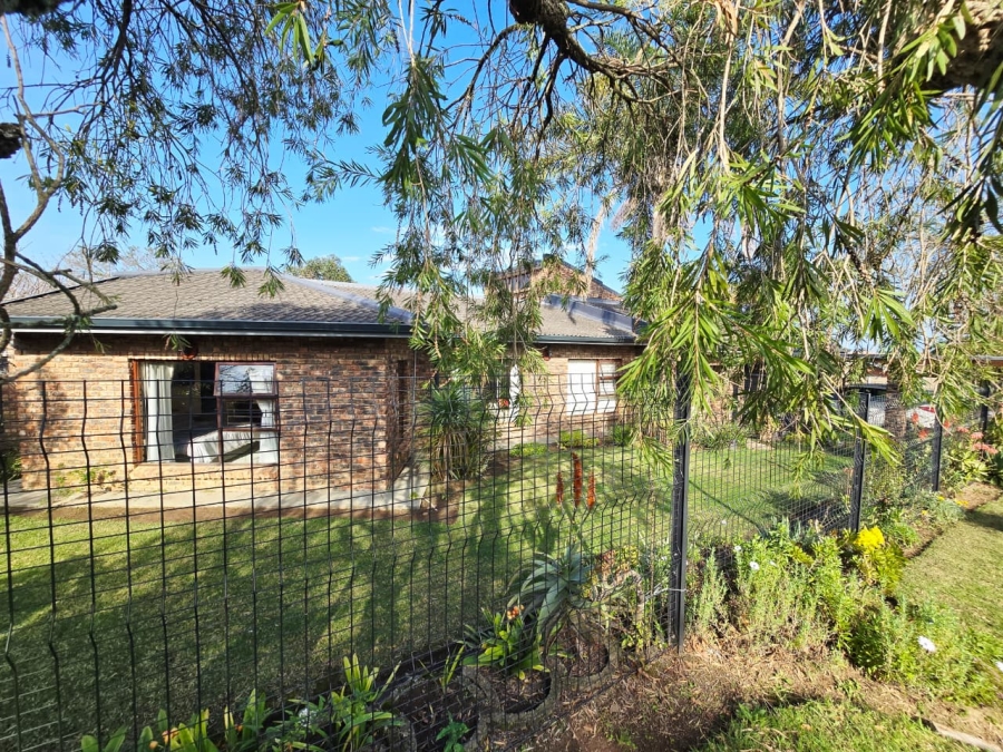 4 Bedroom Property for Sale in Blanco Western Cape